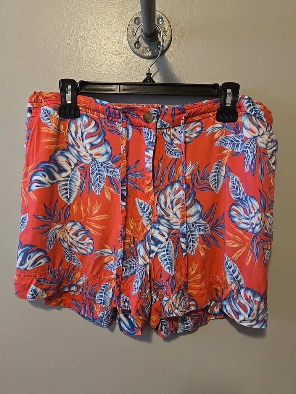 Caribbean Joe Women's Pink Shorts Elastic Waist Pockets. Size L